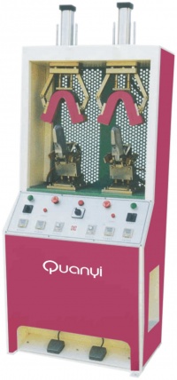 TWO HOT & TWO COLD BACKPART MOULDING MACHINE WITH WIPER